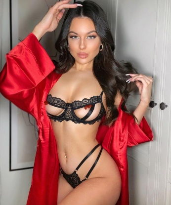 Диана, 22 года, 3 размер груди